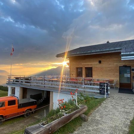 Hostel Restaurant Fleschboden Rosswald Zewnętrze zdjęcie